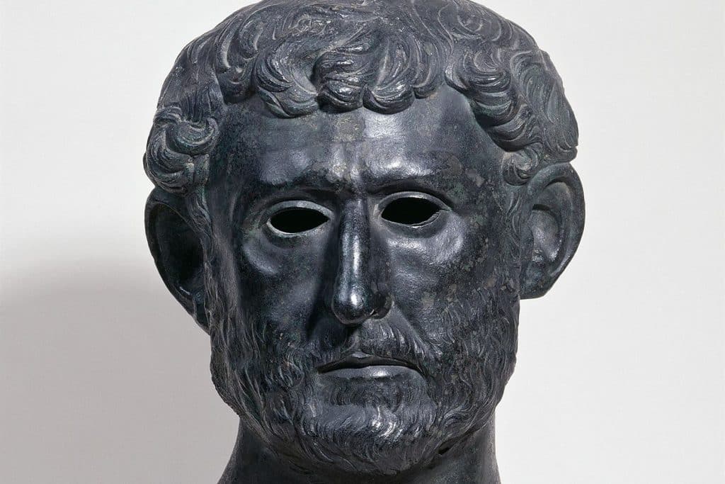 Portrait en bronze de l'empereur Antonin le Pieux, trouvé aux Fins d'Annecy en 1867